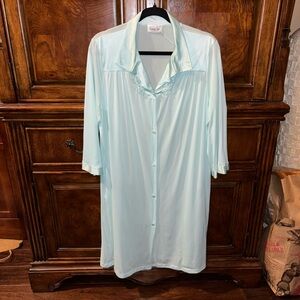 Vintage Vanity Fair Women's Light Blue Night Gown Size Large